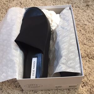Steve Madden Slinky Slides